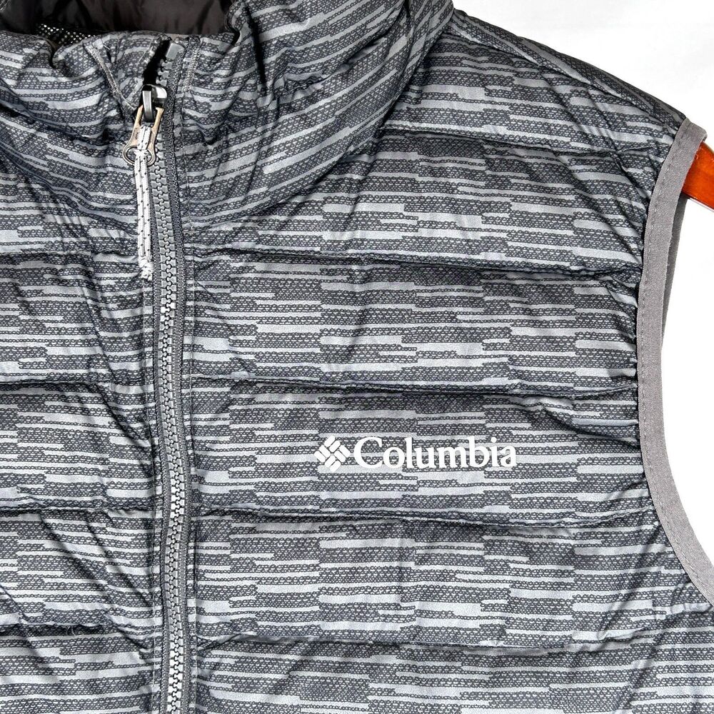 💐 Columbia Powder Lite Insulated Vest Mens S Gray Geometric Omni-Heat Lining - Picture 2 of 9